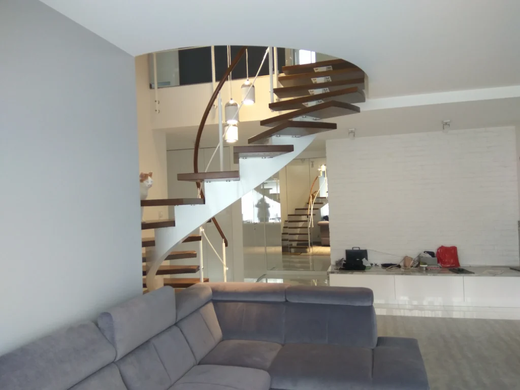 Curved stairs