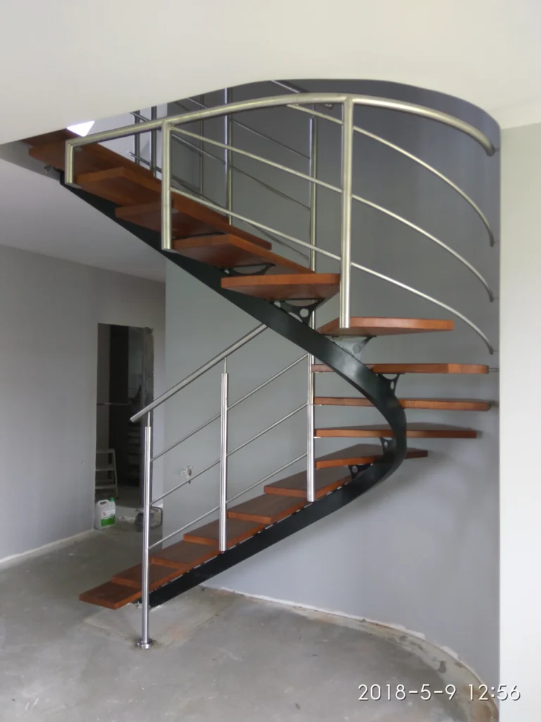 Curved stairs